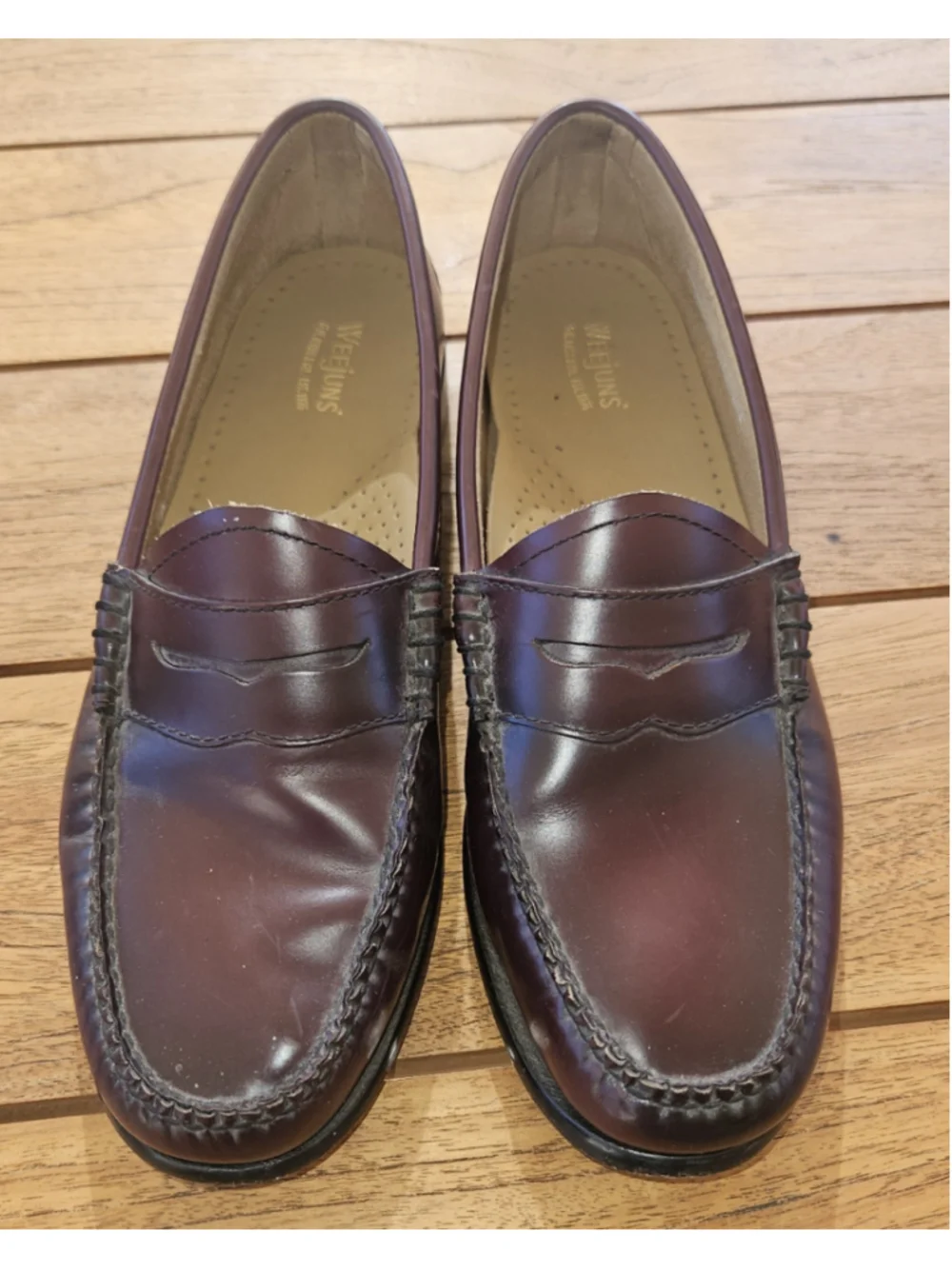 Classic G.H. Bass & Co Oxblood Cordovan Slip On Weejun Penny Loafers Size 8
